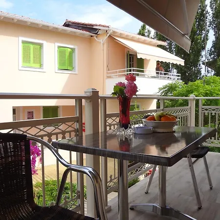 Zone Pensjonat Nydri (Lefkada)