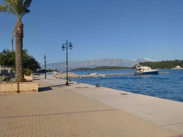 Zone Guest house Nydri (Lefkada)